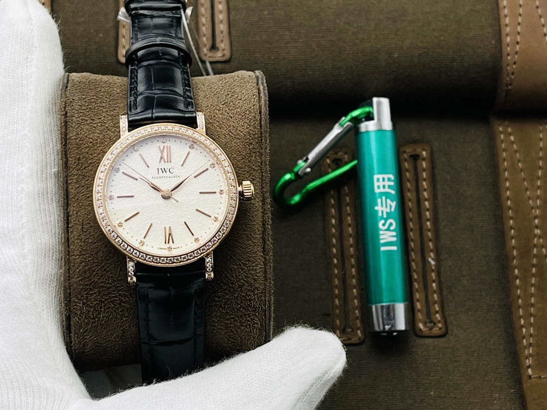057c1c21d8800e4acef9d09d37bcac8f-1.webp IWC PORTOFINO 34MM IW357405/IW357404/IW357403 - Image 1