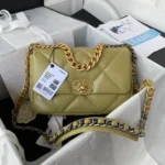 Chanel Size: 19cm Style: 81225 White