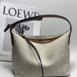 Underarm bag Size：21*17*12.5cm Model：10232