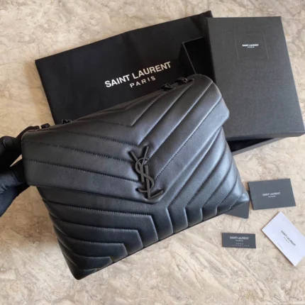 Satchel Size:32x22x11 Code:392288