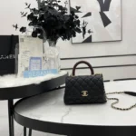Chanel Size: 19cm/23cm/28cm Model Number: AS2215/92990/92991