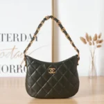 Sheepskin underarm bag Model number: AS3562 Size: 17.5X24X6cm