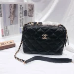 Chanel lambskin Size: 23x15cm Style: 1015
