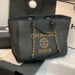 CHANEL Model: 66941 Size: 38X30X18