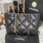 CHANEL Model number: AS3660 Size: 38*28*14