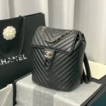 CHANEL Model: 91123# Size 25X20X10CM