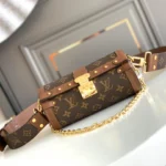 Size: 19 x 9 x 9 cm