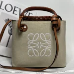 Size: 22cm