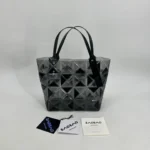 Miyake Life Size: 29.0x34.8x11.6cm