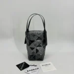 Miyake Life Size: 29.0x34.8x11.6cm