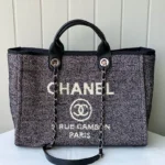 Chanel Model: A066941 Size: 39*30*22