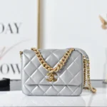 Chanel Sheepskin Model: AS2734 Size: 14X19X4Cm