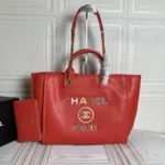 chanel handbag size: 38*30*18