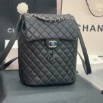 CHANEL Model: 91121# Size: 28X23X13CM