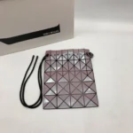 Issey Miyake Bucket Bag Size:28.5/23cm