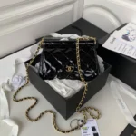 size: 12X17.5X5.5cm