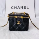 Chanel Hand Cosmetic Bag Size: 11*8.5*7cm Style: 5865