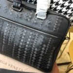BV Briefcase Size: 38cm Black