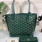 Goyard size: 30*20cm
