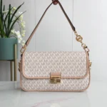 MK Splicing shoulder strap Size: 26CM*14CM*4CM Model: 9933300