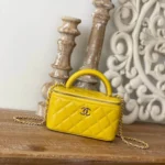 CHANEL Cosmetic Bag Model: AP2846# Size: 9.5X17X8CM