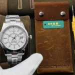 Rolex SkyDweller: 42mm