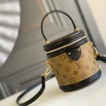Model: M43986CANNES Size: 15 x 17 x 15 cm