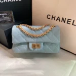CHANEL Model: 037586ZP Size: 20cm