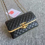 CHANEL: Model: 57276 Size: 26cm