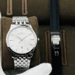 Jaeger-LeCoultre Master Series watch Diameter: 40 mm
