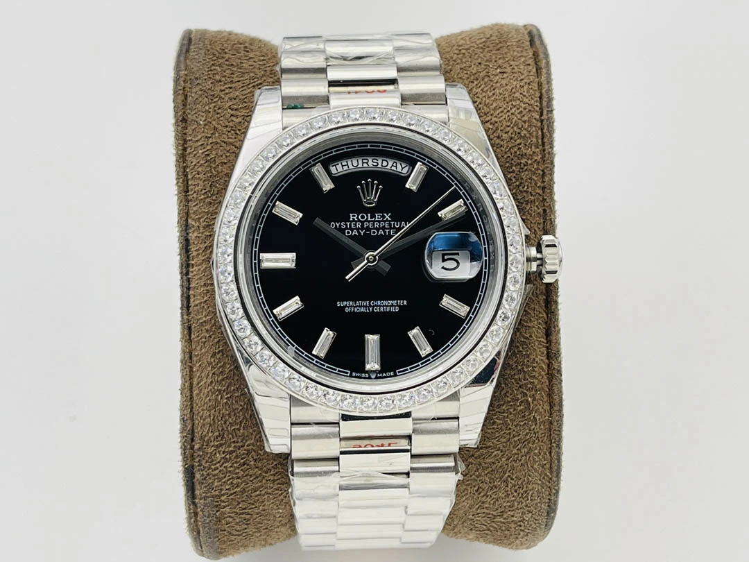 69a76f6cc5c70df6dc0f9e2e3c250c3c-2.webp Rolex watch daydate - Image 1