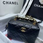 Chanel shoulder bag size: 22*10*15