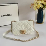 CHANEL Model: AS3473# Size: 13207cm