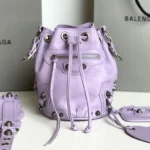 Size:9104 Size:15*19.8*17.8cm