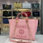 Chanel Beach Bag Size: 38*30*21cm Style: 8824