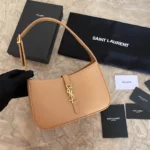Underarm bag Code: 657228 Size: 23x16x6.5cm