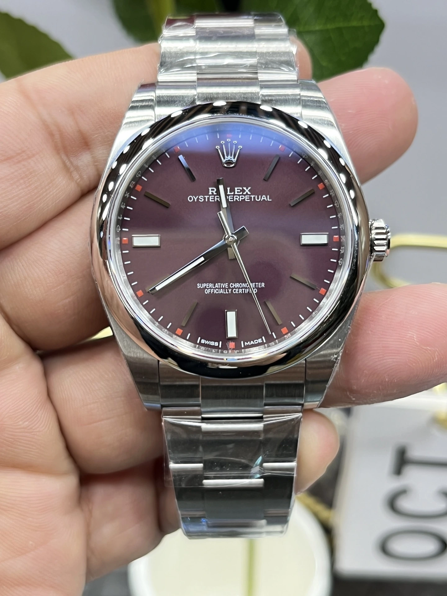 8a5ecab17155940d3090e7644804e1db-2.webp Oyster Perpetual M114300 Series 39MM - Image 1