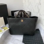 CHANEL Style: AS3508 Size: 38/28/14