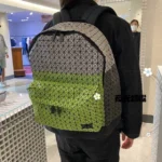 Issey Miyake Size: 42*33*15cm