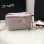 Chanel Model: AP2303 Size: 17cmX9.5cmX8cm