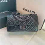CHANEL Model: 037586ZP Size: 24cm