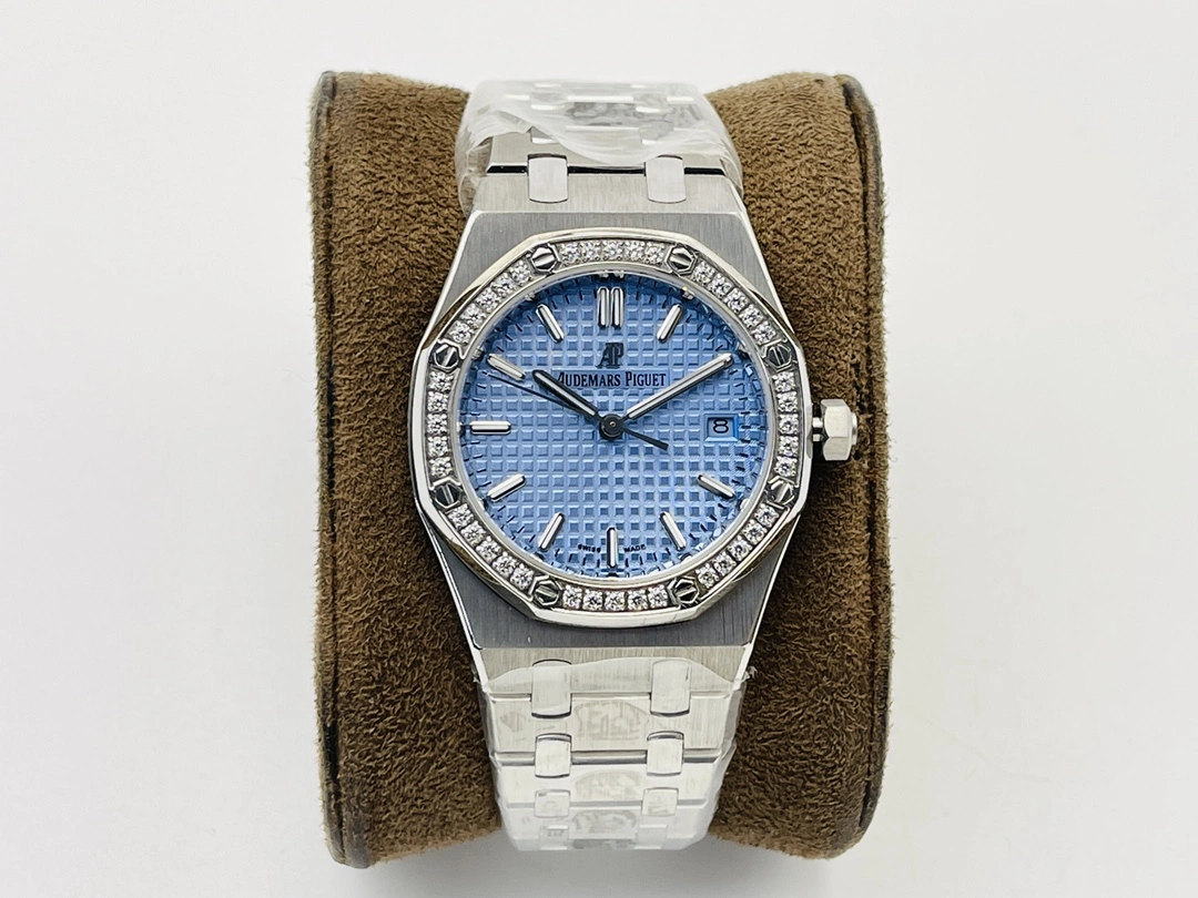 99b592b92caa4ea5c84321c13b7ef729-1.webp AP Royal Oak 77350 Series 34MM - Image 1
