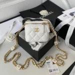 Chanel size: 11*8.5*7cm