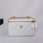 Chanel Handbag Size: 17*9.5*7cm Style No. 5864
