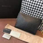 BV Briefcase Size: 28cm Black