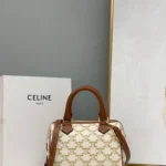 Flower Cow Leather Boston Bag Size: 19.5 X 14 X 7cm Number: 197582