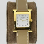 Hermes diamond series watch Size: 26X26MM