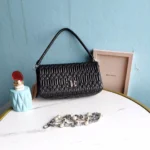 Miu Miu diamond chain bag size: 22.5, 4.5, 12