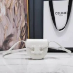 TRIOMPHE Cow Leather Handbag No.10J303DPQ.04LU Size:11 X 10 X 5cm