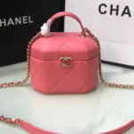 Chanel Model: AS2630 Size: 16.5cmX15.5cmX 11.5cm